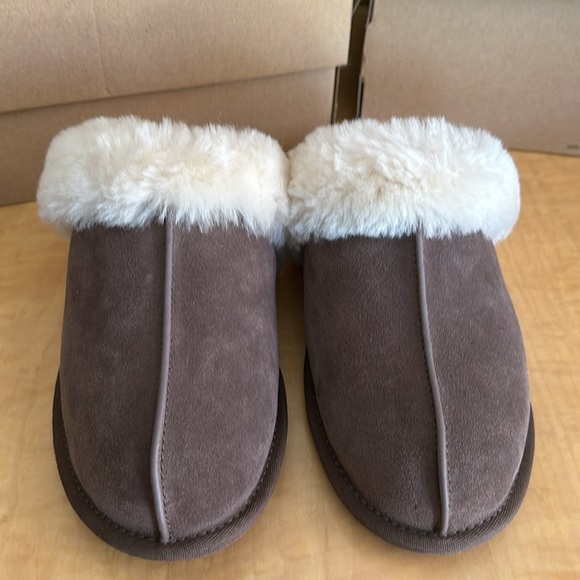 Ugg Women’s Scuffette ll Slipper - Picture 4 of 7